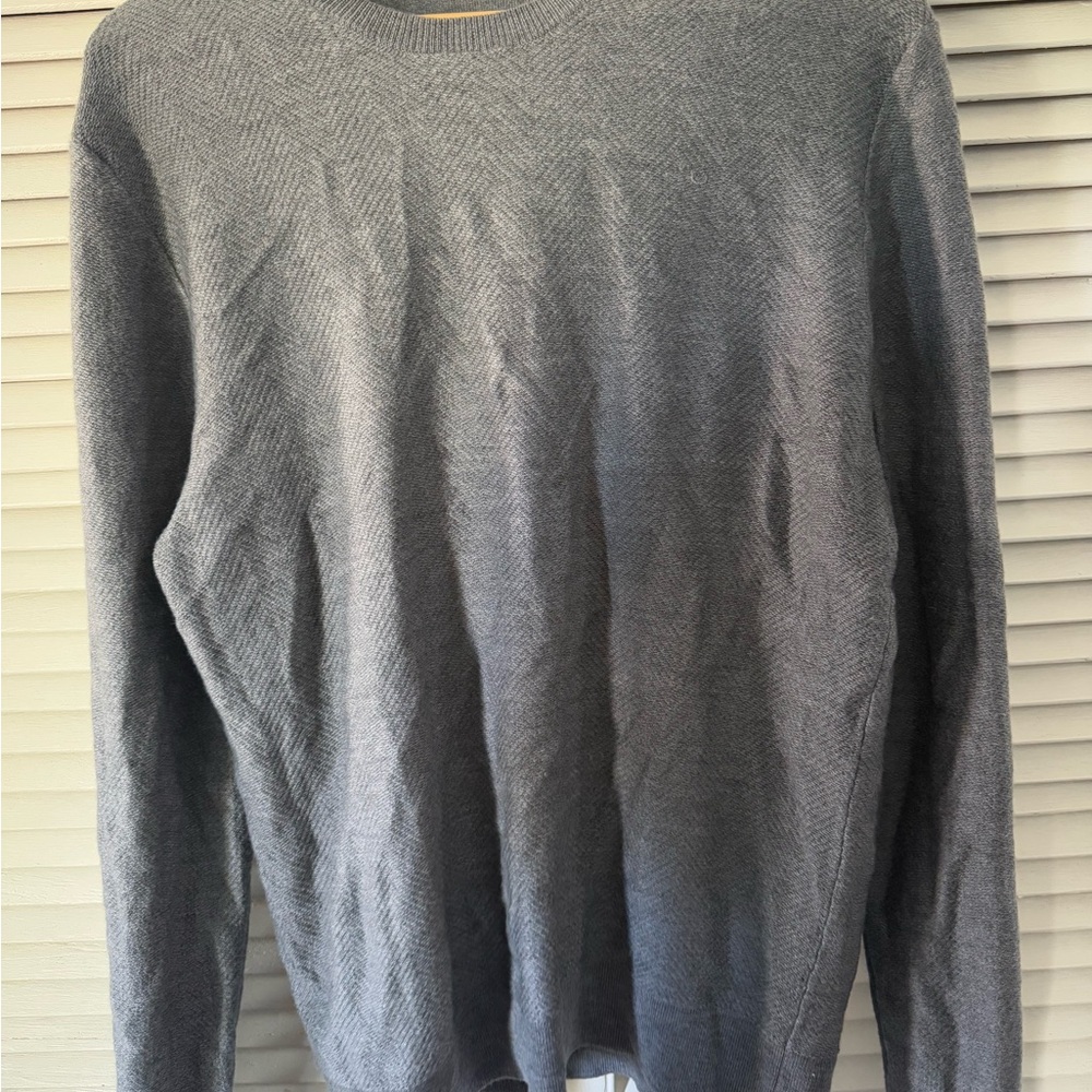 Kit and Ace Men's Charcoal Crewneck Sweater